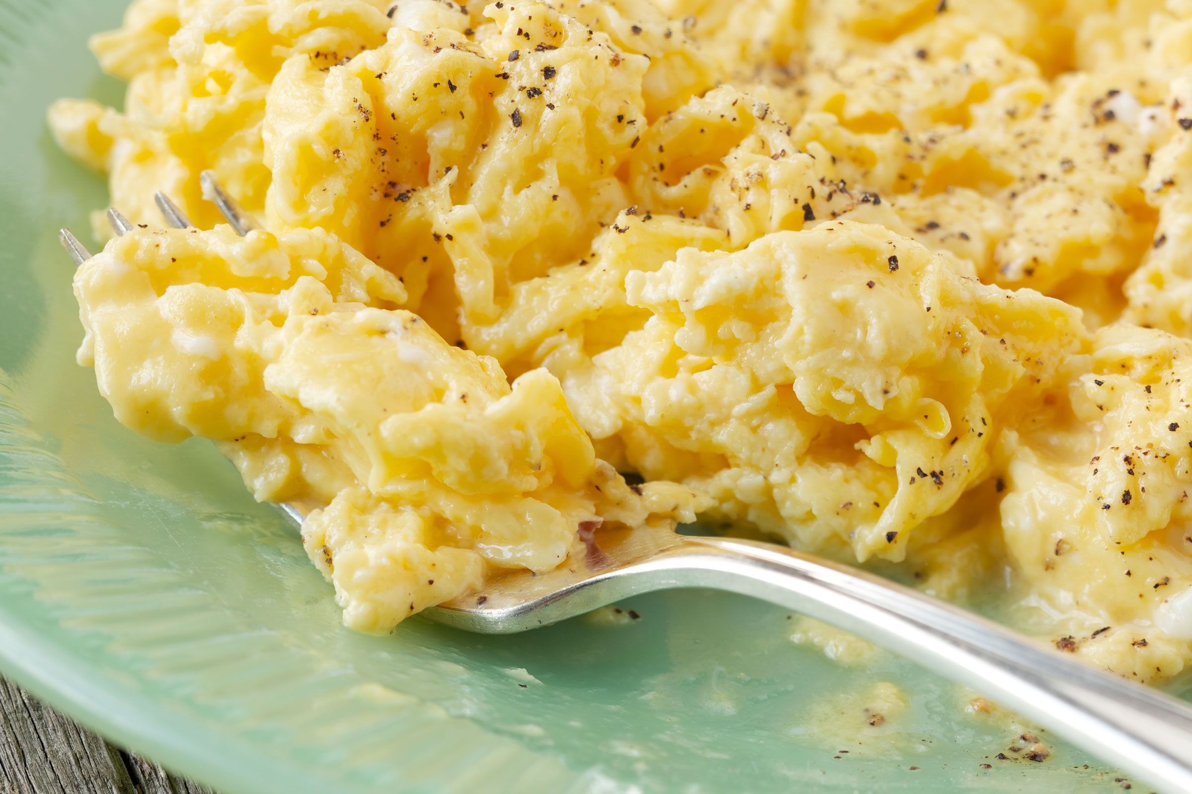 🥚 Should You Eat Eggs Every Day? Pros and Cons